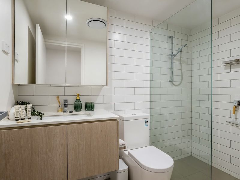 Bathroom with large vanity and extra storage space for you