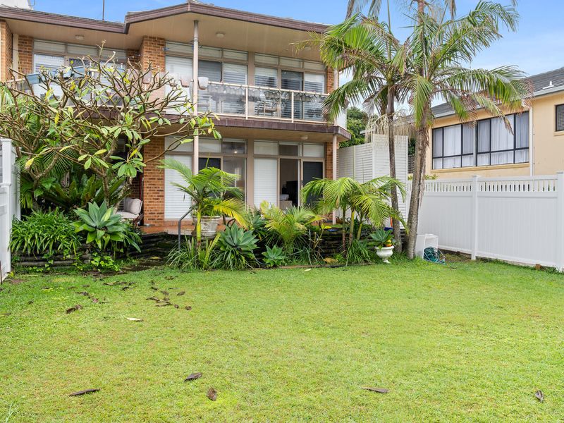 Blissful Direct Beach Access Pet-Friendly