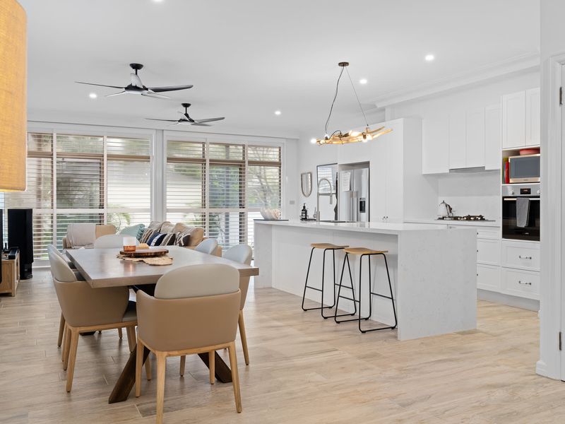 Blissful Direct Beach Access Pet-Friendly