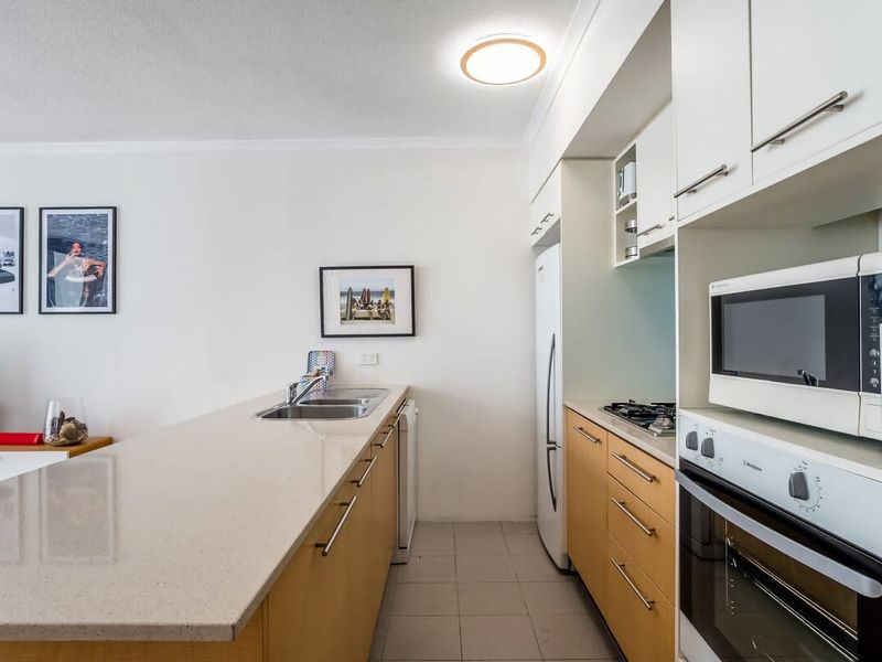 Well-equipped Kitchen