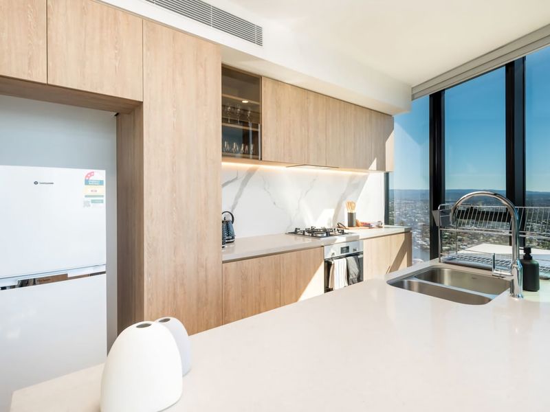 Bright space, big flavors