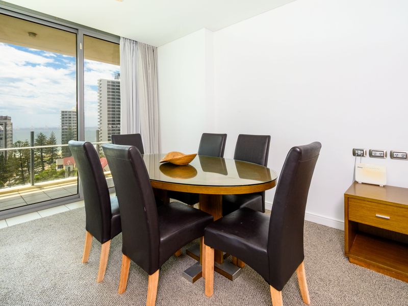 The perfect setting for your vacation meal prep. Yes, the view is the best ingredient.