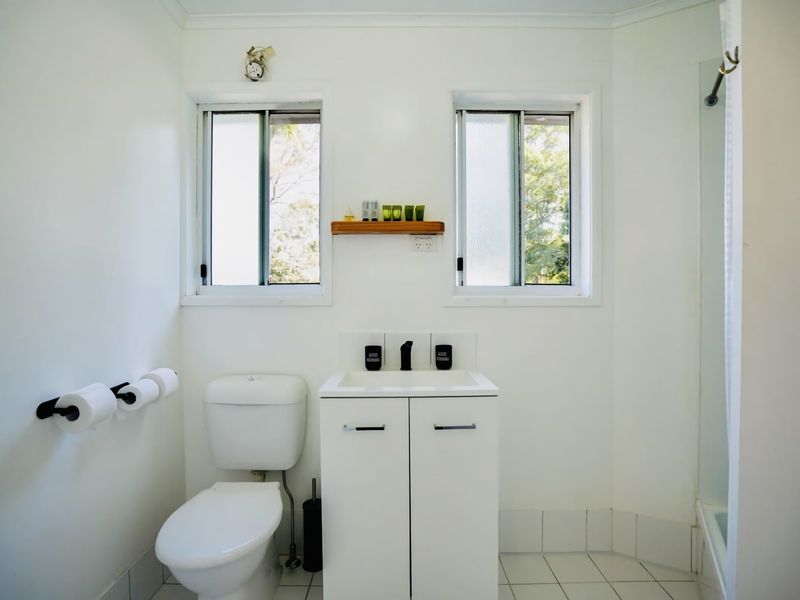 Unit C - Bathroom