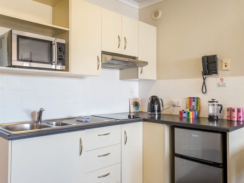 Well-equipped kitchen