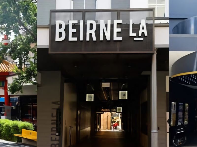 Experience the vibrant energy of the The Valley, where nightlife, art and entertainment converge.