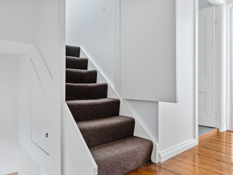 Charming Inner-City Retreat in Trendy Surry Hills