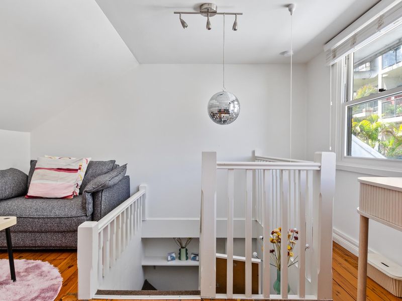 Charming Inner-City Retreat in Trendy Surry Hills