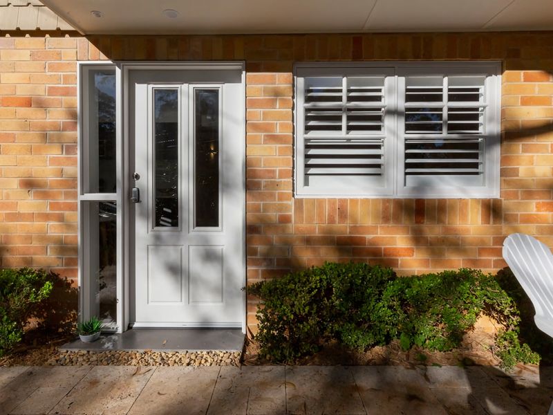 2BDR Brand New Apt Moments from RNSH St Leonards