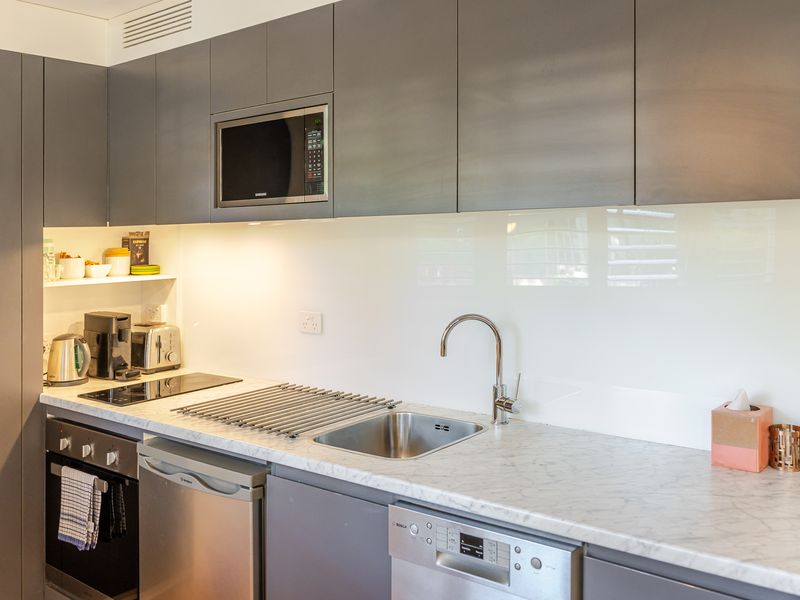 Greenwich Treasure – Moments from RNSH St Leonards