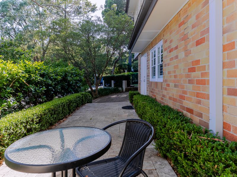 Greenwich Treasure – Moments from RNSH St Leonards