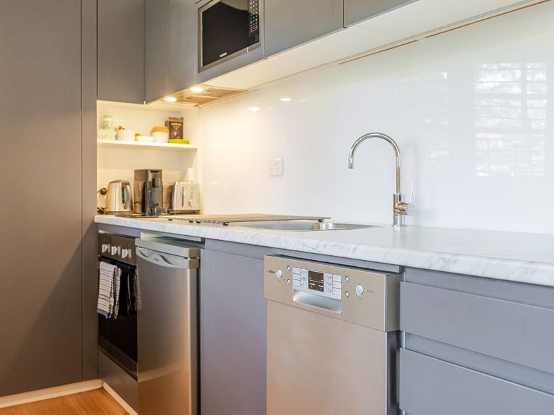 Greenwich Treasure – Moments from RNSH St Leonards