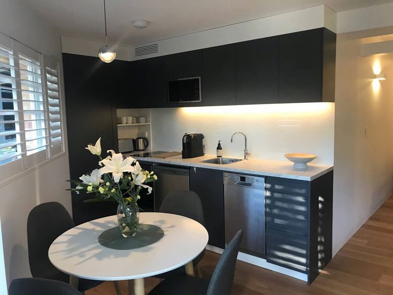 2BDR Brand New Apt Moments from RNSH St Leonards