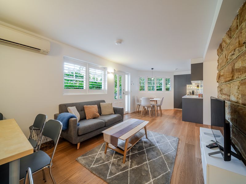 Greenwich Treasure – Moments from RNSH St Leonards