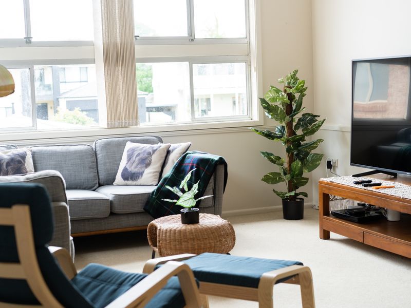 Pool and Spa on the Lakefront – Main House