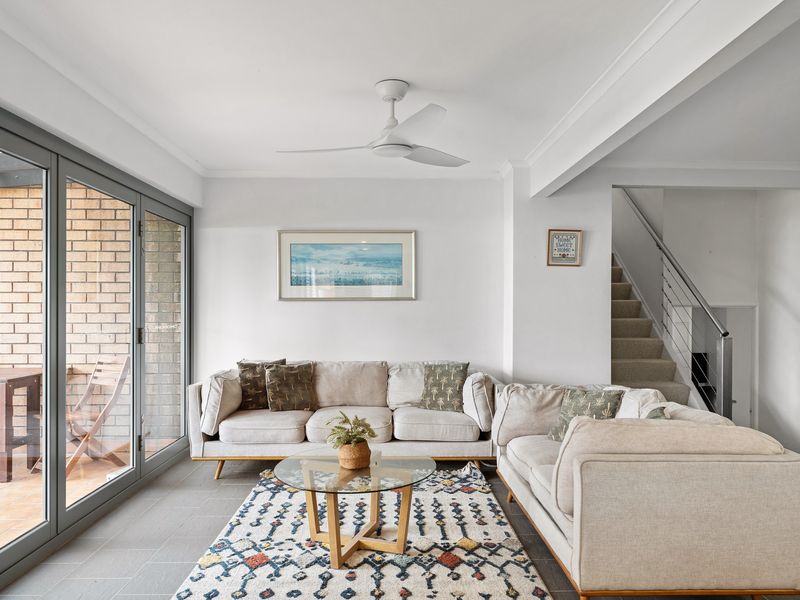 Pool and Spa on the Lakefront – Main House