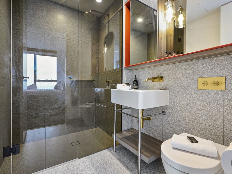 Ensuite bathroom