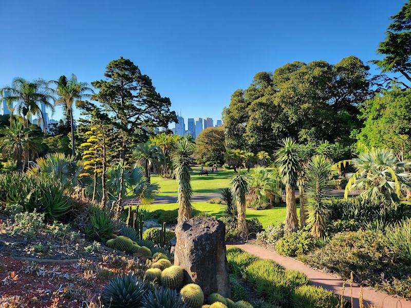 Royal Botanic Gardens