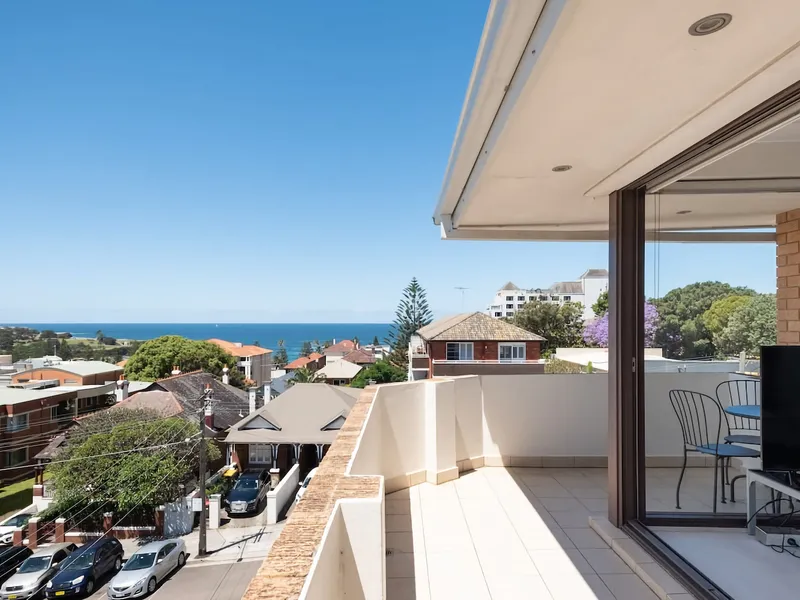 Dream View Steps from the Beach