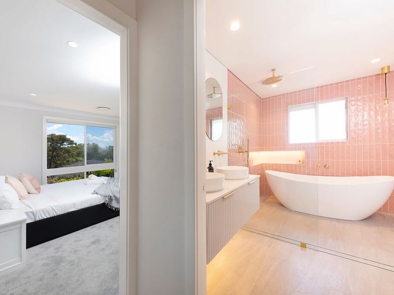 Four Palms Forster Luxe Spacious Pet Friendly