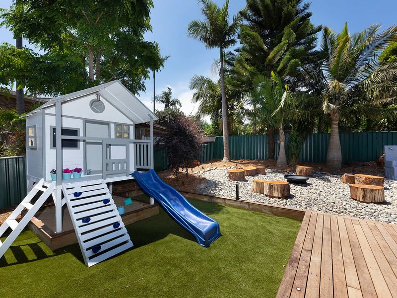 Four Palms Forster Luxe Spacious Pet Friendly