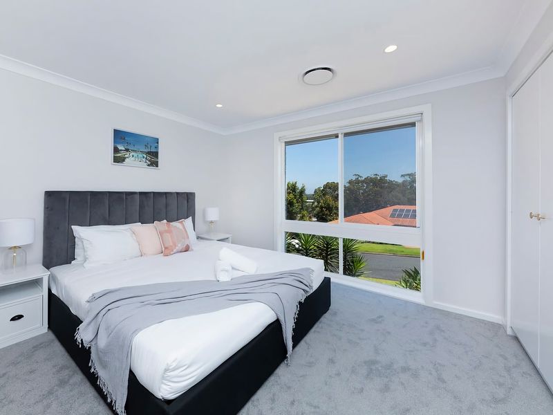 Four Palms Forster Luxe Spacious Pet Friendly