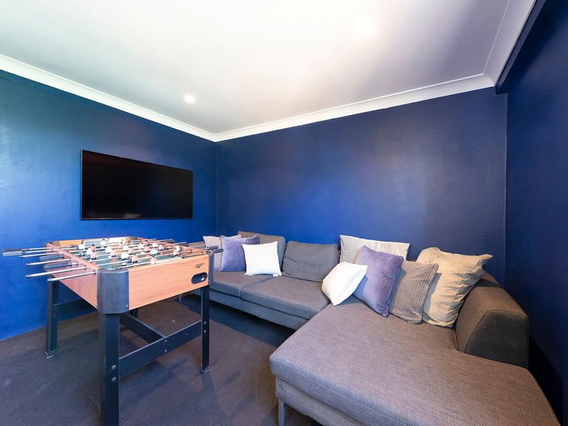 Four Palms Forster Luxe Spacious Pet Friendly