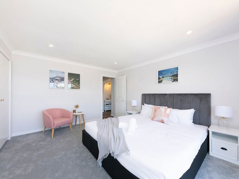 Four Palms Forster Luxe Spacious Pet Friendly