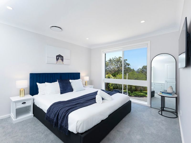 Four Palms Forster Luxe Spacious Pet Friendly