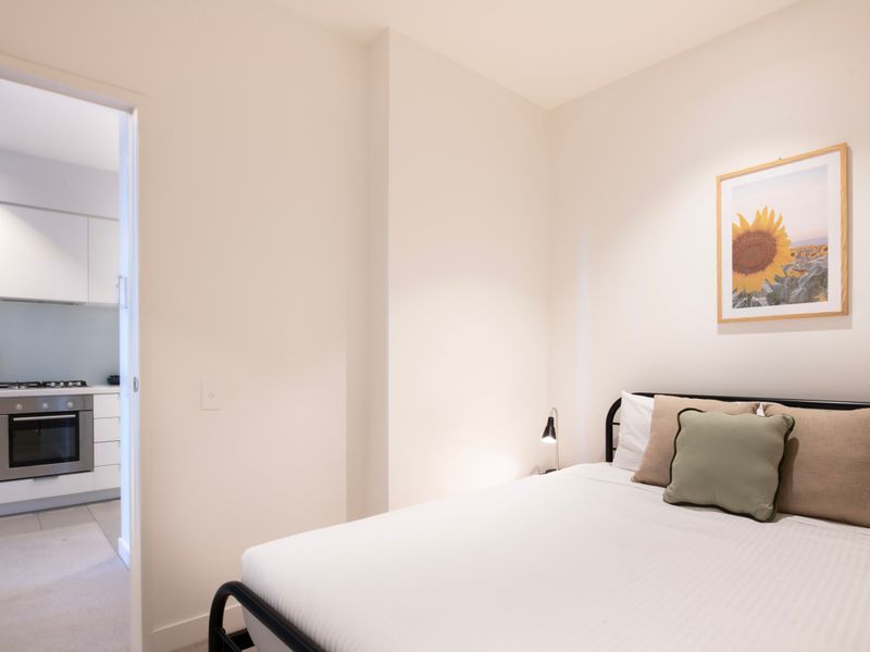 Comfortable pillows and linens