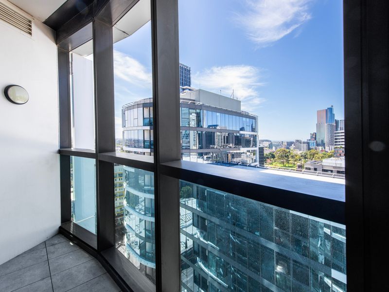 Melbourne Marvel Poolside Retreat