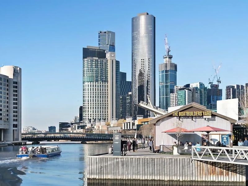 Southbank City Skyline View Free Parking and Pool