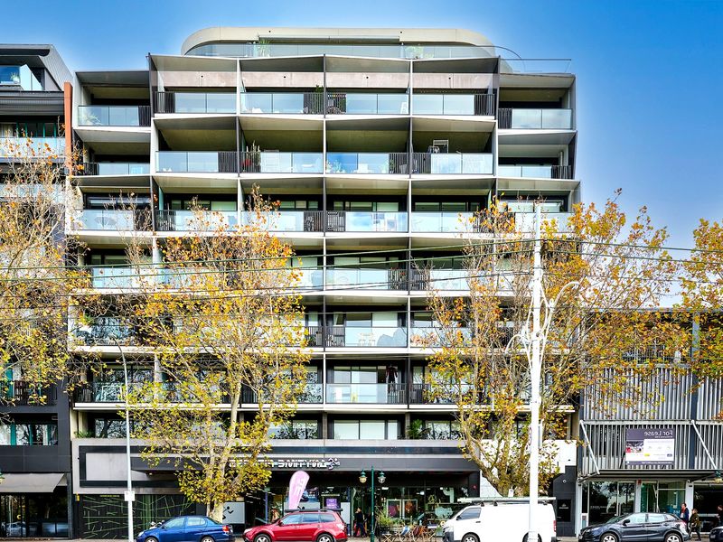 2BR Apartment with Ocean Views + Parking