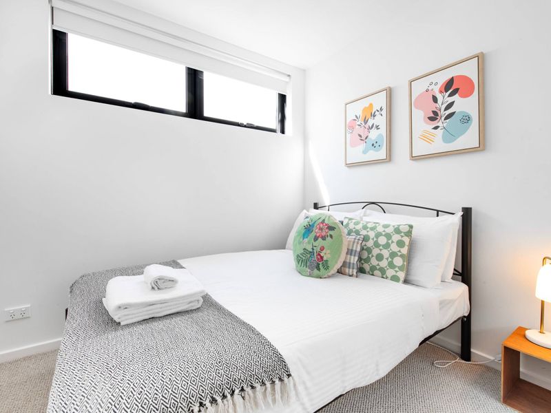 Towels and linens provided