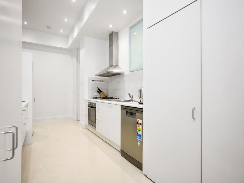 Sleek and Functional Kitchen