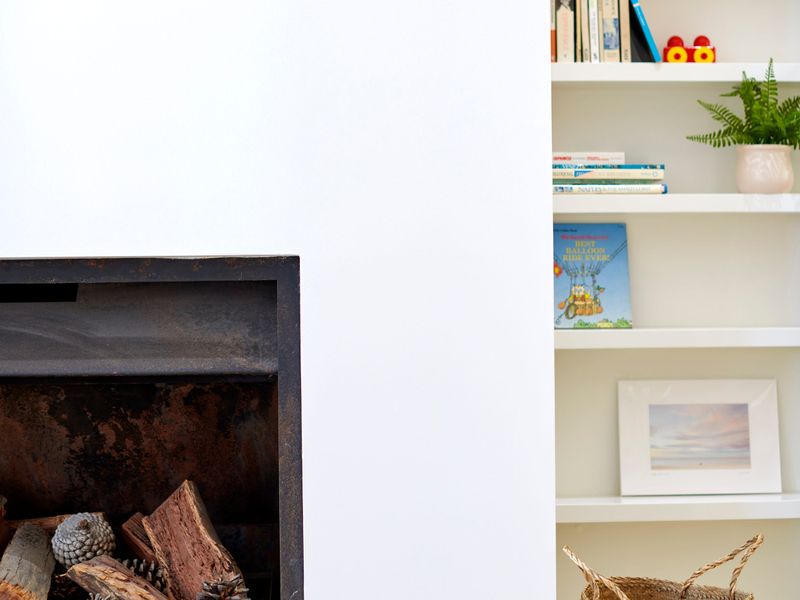 Decorative fireplace