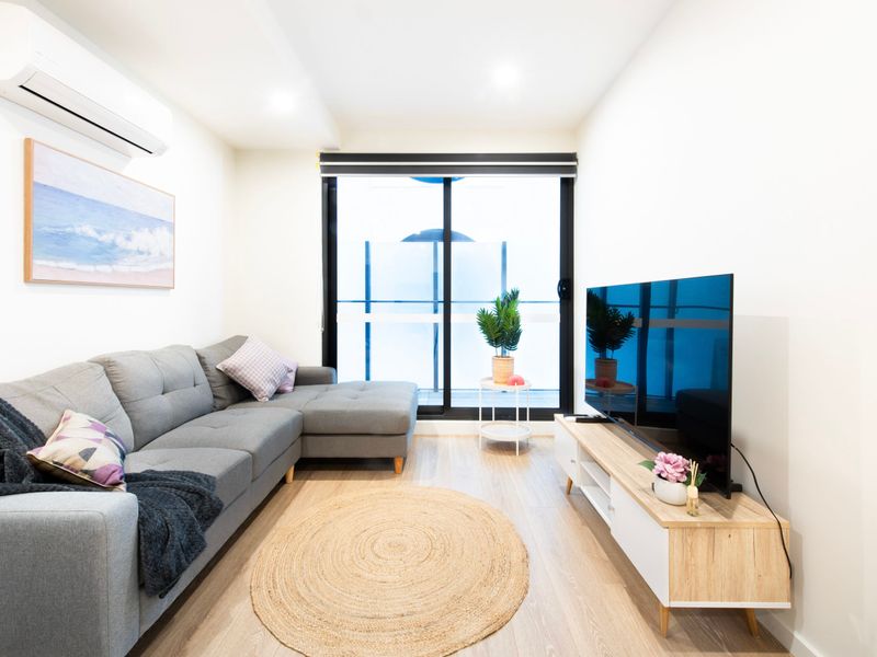 Light and airy living