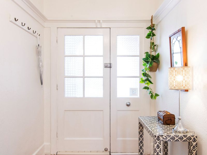 Charming 3-Bedroom Retreat by St Kilda Gardens