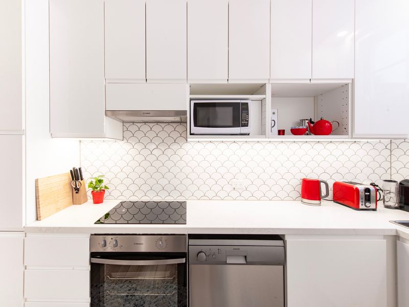 Charming 3-Bedroom Retreat by St Kilda Gardens