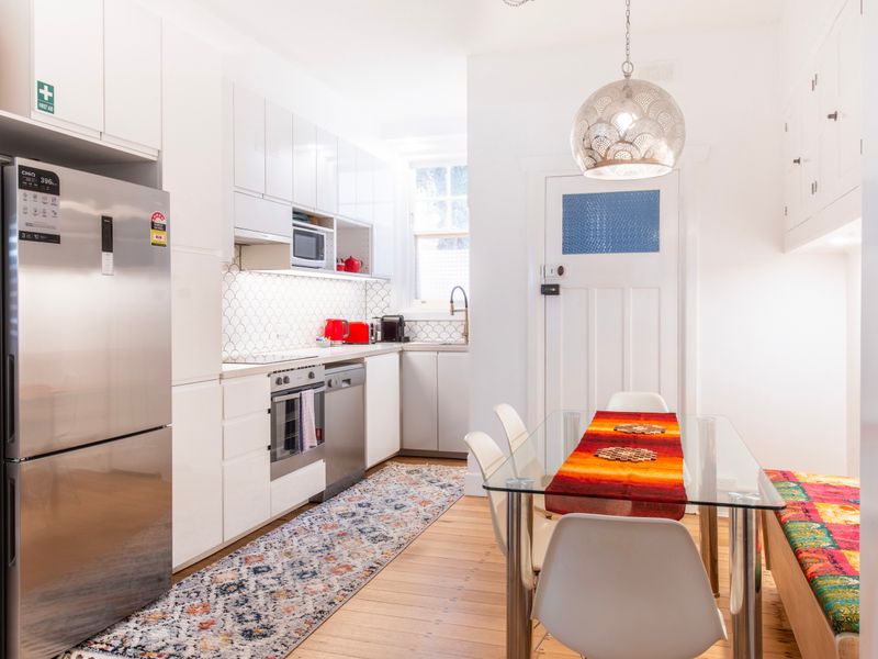 Charming 3-Bedroom Retreat by St Kilda Gardens