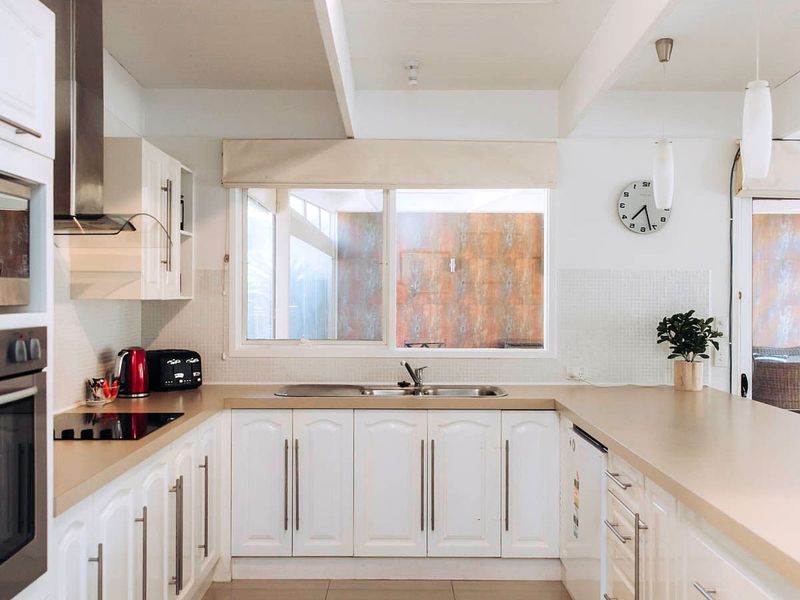 Spahaus Getaway on Morris