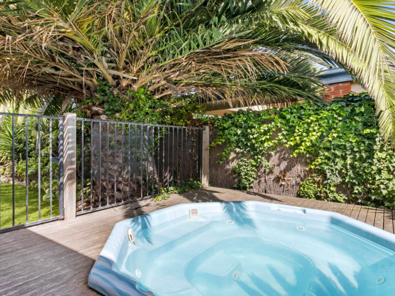 Spahaus Getaway on Morris