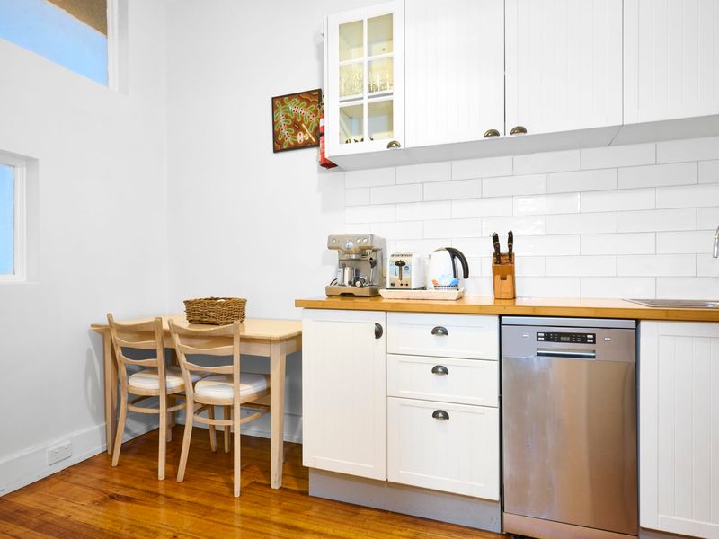 Well-equipped kitchen