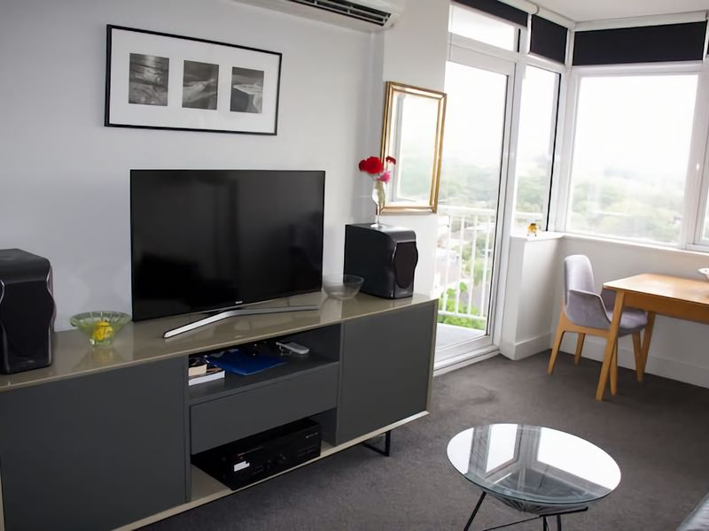 Seaside Serenity Stunning Beach Views in Maroubra