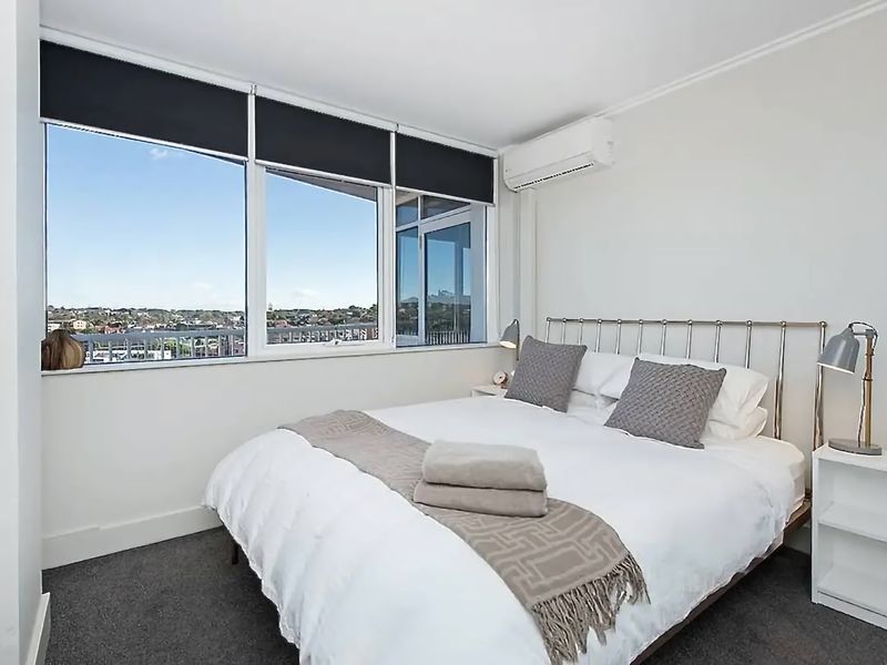 Seaside Serenity Stunning Beach Views in Maroubra