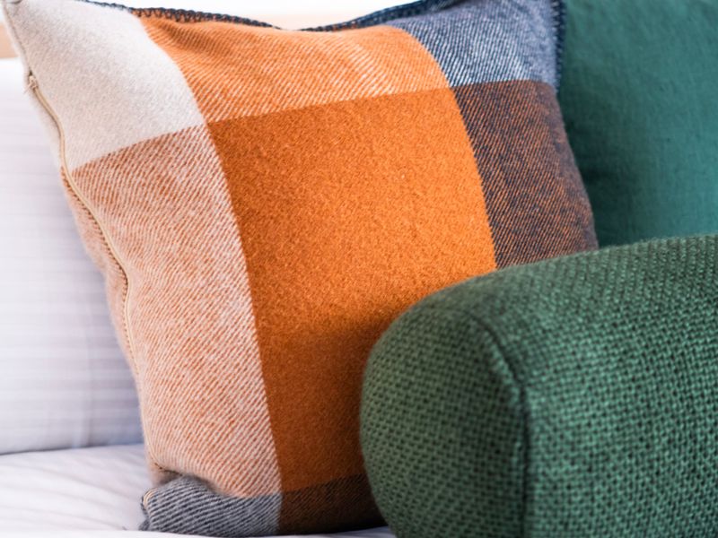 Comfortable pillows and linens