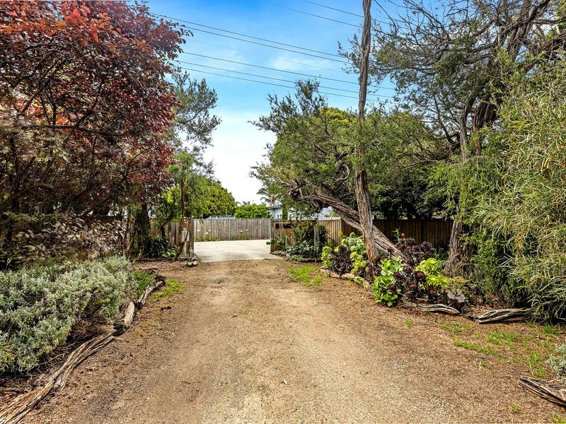Rosebud Beachfront Haven — Coastal Bliss Four