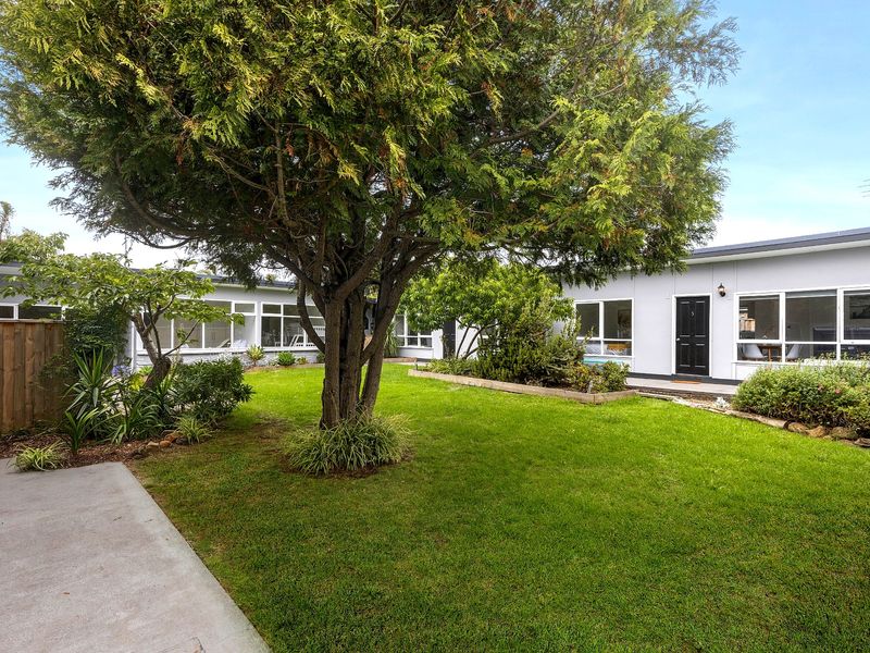 Rosebud Beachfront Haven — Coastal Bliss Five