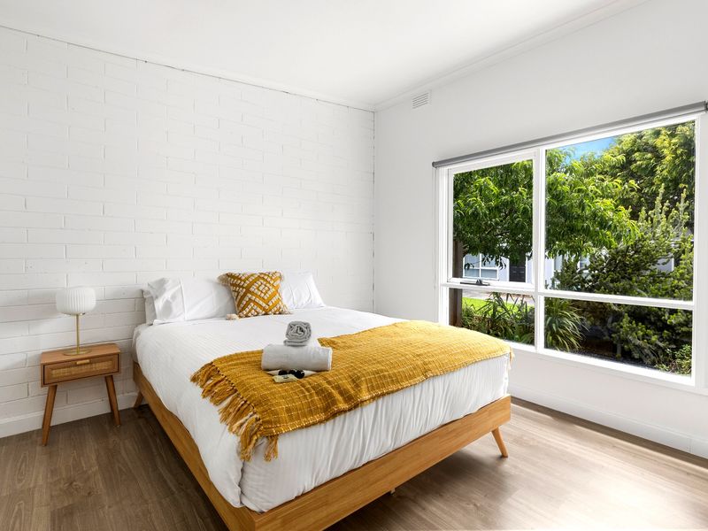 Rosebud Beachfront Haven — Coastal Bliss Five