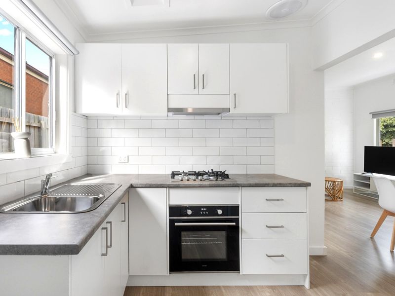 Rosebud Beachfront Haven — Coastal Bliss One