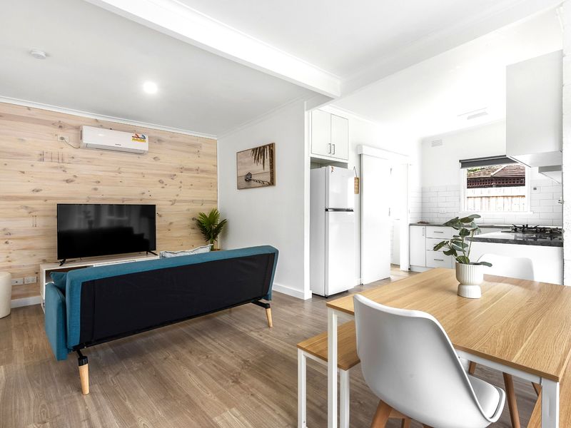 Rosebud Beachfront Haven — Coastal Bliss Three